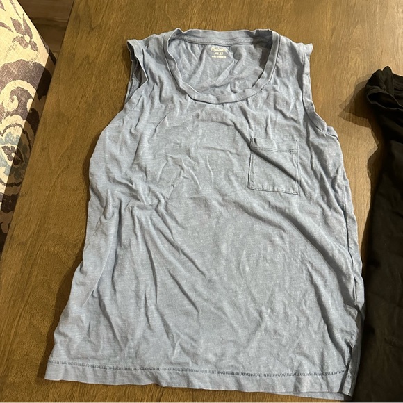 Set of Two Madewell Women’s Black and Blue Scoop Shirts Size XS - Picture 6 of 13